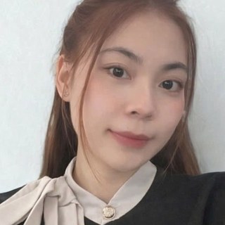 Cô Thúy Nga